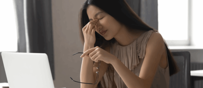 USO DE LAS PANTALLAS Y SUS CONSECUENCIAS VISUALES